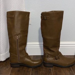 Brand new never wore tan boots